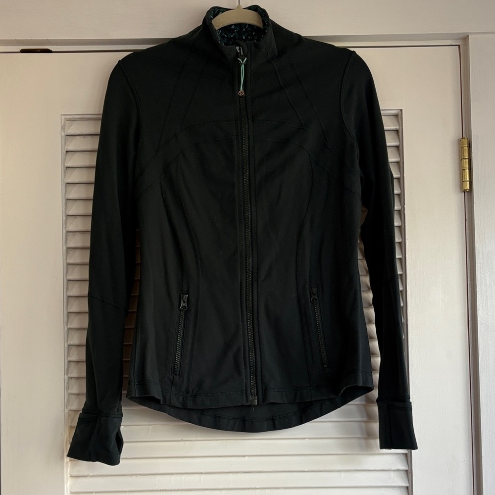 lululemon athletica Green Full Zip Long Sleeve Top